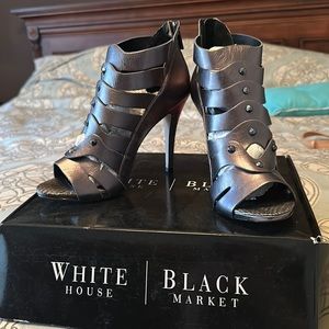 WHBM 7 1/2 silver pewter heels